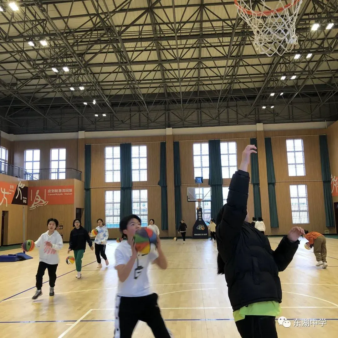 篮球赛备赛战术训练_1